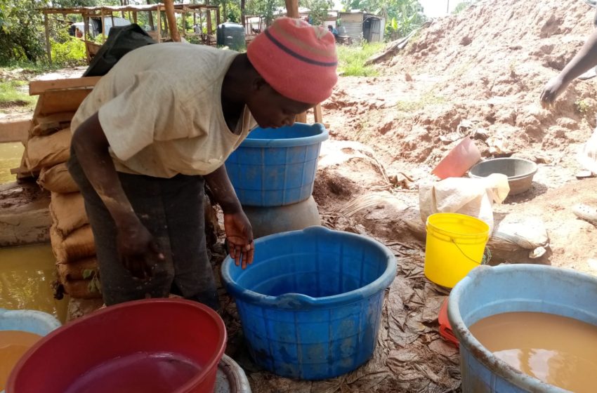  Kenyan women in artisanal mining: The dusty side of gold