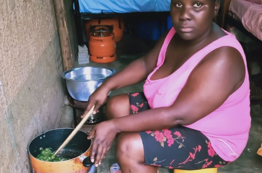  How rising cost of cooking gas forces poor Kenyan women to use dirty fuel