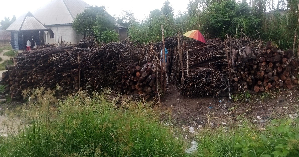 A dump site by a firewood hub where people live and do business. Photo/ Ewono Abasi Elisha/ AWiM